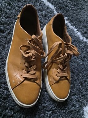 Frye Astor Low Lace Marigold  Sneakers Size 8D